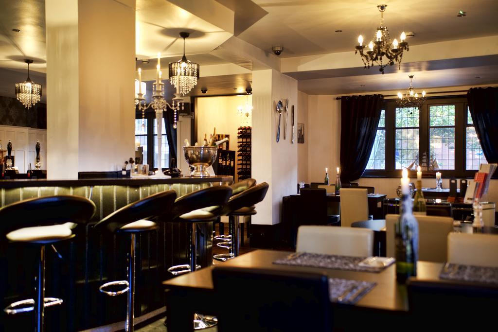 Spire View At The Galleon Restaurant Couette-café Chesterfield